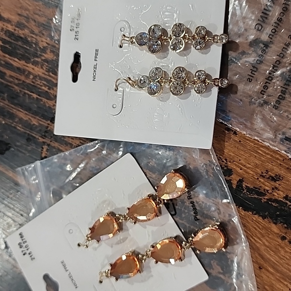 Set Of 2 Bling EARRINGS NWT